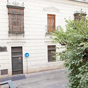 https://modern-nice-apartment-old-town-private-parking.es-andalucia.com