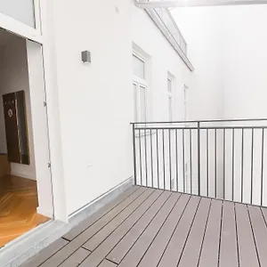 Nadland B61 Вена