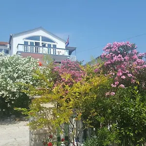 rezervovat zde